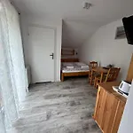 Amber Проживание в семье Боболин