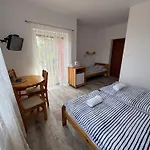 Amber Проживание в семье Боболин