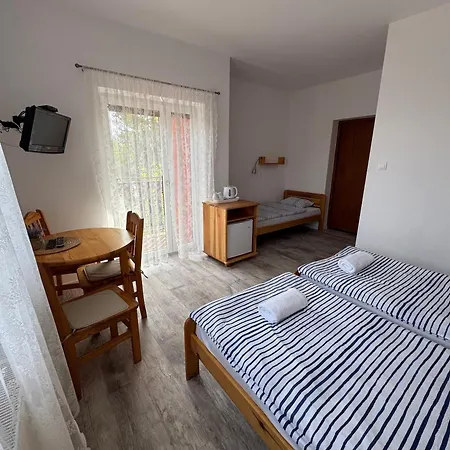 Amber 民宿 波波林